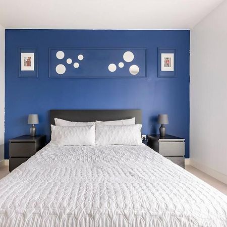 Stylish & Comfortable Top-Floor Flat In Harrow London Eksteriør billede